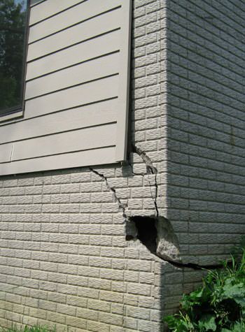 severe cracking of structural walls in Cranston